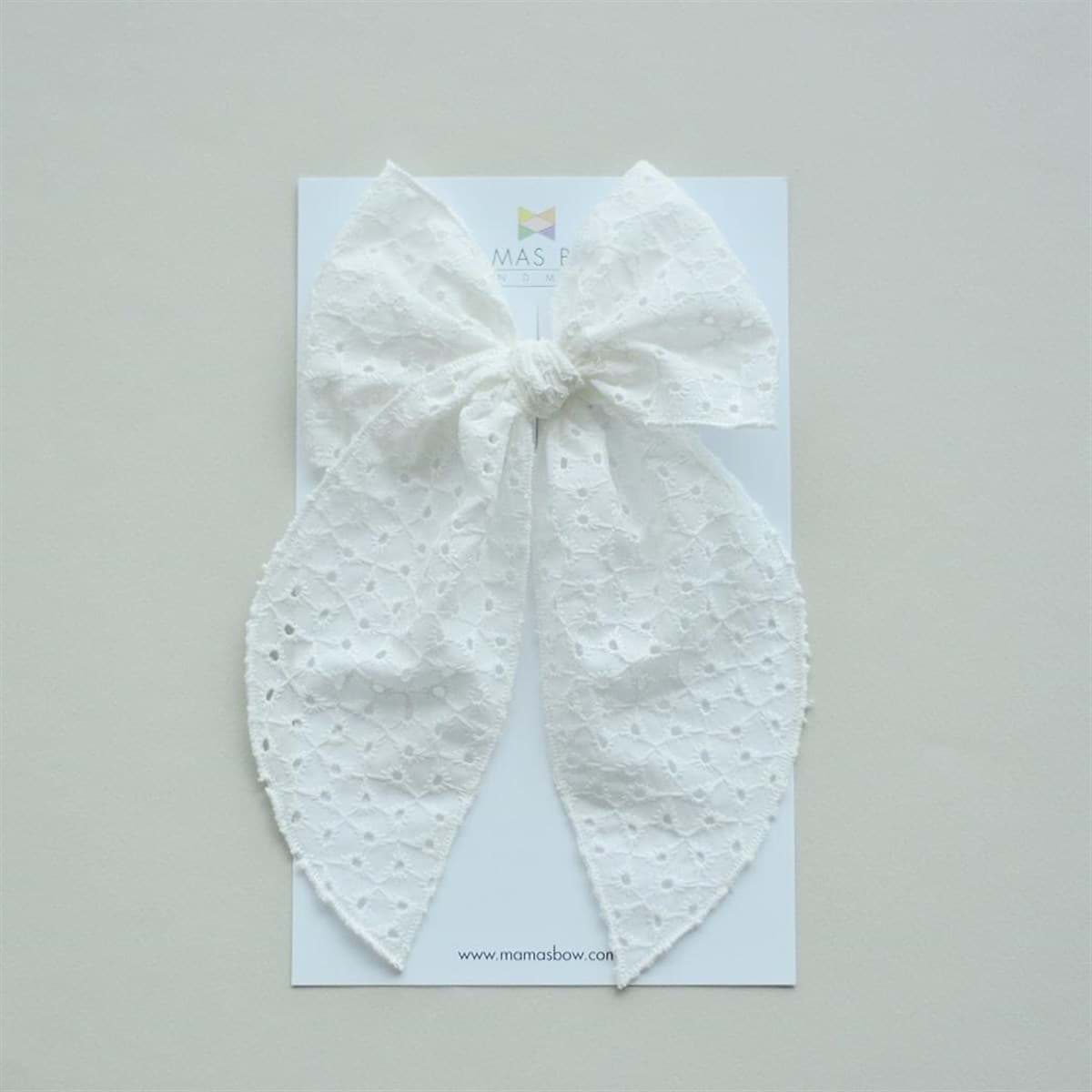 White Eyelet - Maxi resmi